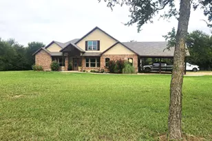 261 Vickie Ln, Gunter, TX 75058 - Photo 1