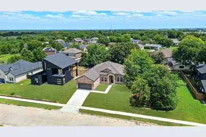 716 Oak Creek Drive, Hutchins, TX 75141 - Photo 1