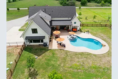 2014 W Elm Mott Drive, Waco, TX 76705 - Photo 2