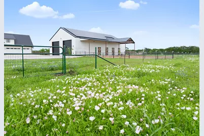 2014 W Elm Mott Drive, Waco, TX 76705 - Photo 4
