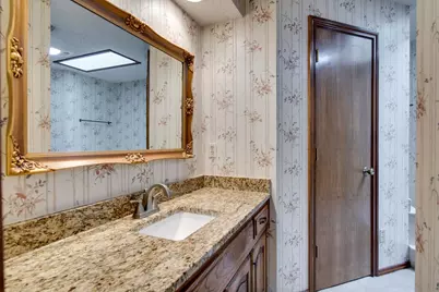 6620 Diamond Ridge Drive, North Richland Hills, TX 76180 - Photo 22