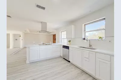 6320 Arthur Drive, Edgecliff Village, TX 76134 - Photo 6