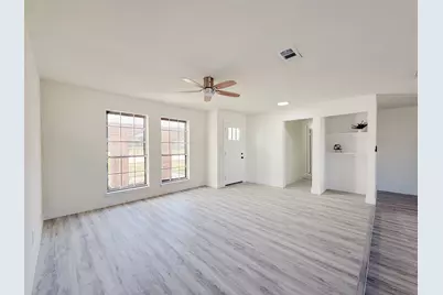 6320 Arthur Drive, Edgecliff Village, TX 76134 - Photo 12