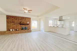 6320 Arthur Dr, Edgecliff Village, TX 76134 - Photo 10