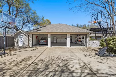 4418 Crooked Lane, Dallas, TX 75229 - Photo 36