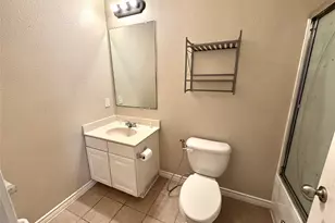 1100 Annalea Cove Dr, Lewisville, TX 75056 - Photo 10