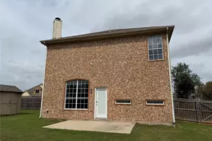 1001 Windsor Dr, Saginaw, TX 76179 - Photo 28