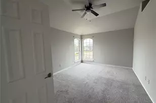 1001 Windsor Dr, Saginaw, TX 76179 - Photo 20