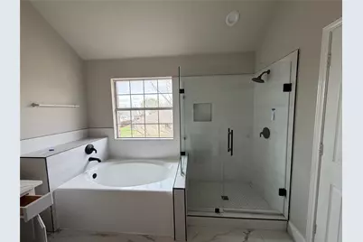 1001 Windsor Drive, Saginaw, TX 76179 - Photo 18