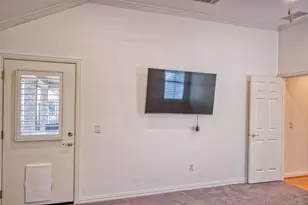 10009 Southpoint Ct, Denton, TX 76207 - Photo 14