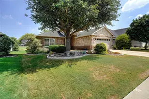 10009 Southpoint Ct, Denton, TX 76207 - Photo 18