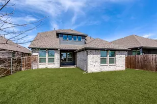 150 Camelia St, Garland, TX 75043 - Photo 24