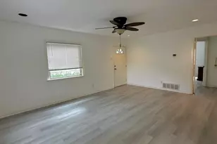 3616 Hidalgo Dr, Dallas, TX 75220 - Photo 14