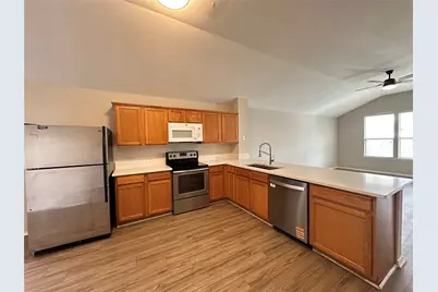 1129 April Springs Drive, Fort Worth, TX 76134 - Photo 6