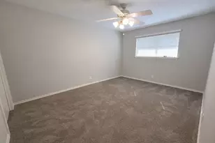 2302 Shiloh St, Denison, TX 75020 - Photo 12