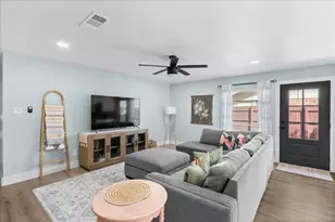 5089 Nash Dr, The Colony, TX 75056 - Photo 8