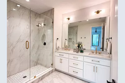 2633 Reagan Street #201, Dallas, TX 75219 - Photo 12