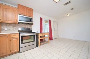 9508 Kelly Ln, Alvarado, TX 76009 - Photo 8