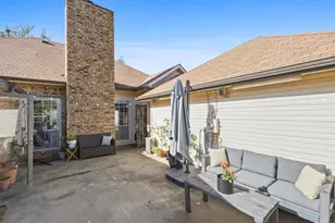 2742 Claremont Dr, Grand Prairie, TX 75052 - Photo 24