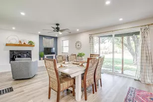 622 N Crockett St, Granbury, TX 76048 - Photo 8