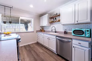 9210 Linda Vista Dr, Rowlett, TX 75088 - Photo 12