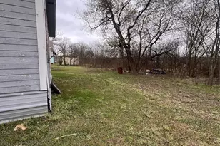 206 Third St, Hillsboro, TX 76645 - Photo 14