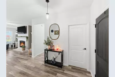 208 Crest Lane, Decatur, TX 76234 - Photo 4