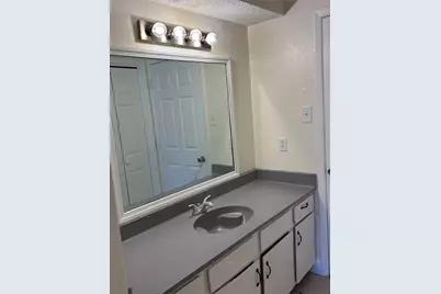 605 McQueary Street, Arlington, TX 76012 - Photo 6