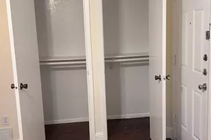 605 McQueary St, Arlington, TX 76012 - Photo 8