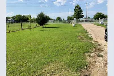 8944 Whiskers Road, Quinlan, TX 75474 - Photo 16