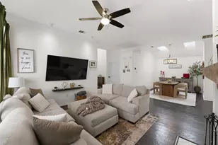 8609 Old Oak Dr, Irving, TX 75063 - Photo 2
