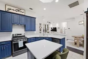 8609 Old Oak Dr, Irving, TX 75063 - Photo 8