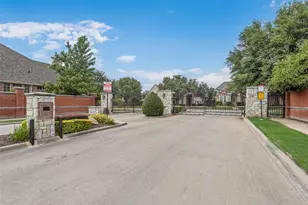 8609 Old Oak Dr, Irving, TX 75063 - Photo 18