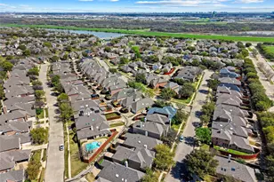 8609 Old Oak Dr, Irving, TX 75063 - Photo 20