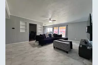 5609 Kerry Lane, Garland, TX 75043 - Photo 2