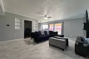 5609 Kerry Ln, Garland, TX 75043 - Photo 2