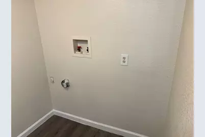 509 W Coffin Street, Denison, TX 75020 - Photo 6