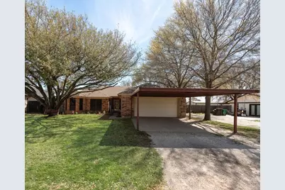 579 S Hitt Street, Boyd, TX 76023 - Photo 4