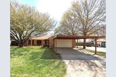 579 S Hitt Street, Boyd, TX 76023 - Photo 4