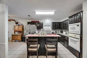 579 S Hitt St, Boyd, TX 76023 - Photo 14