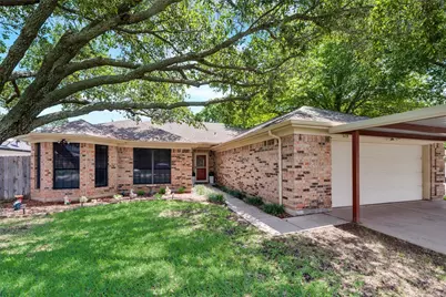 579 S Hitt Street, Boyd, TX 76023 - Photo 2