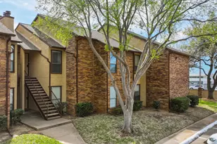 1900 Cloisters Dr, Arlington, TX 76011 - Photo 16