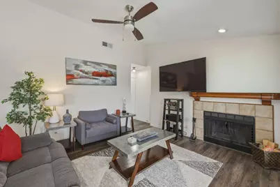 1900 Cloisters Drive #322, Arlington, TX 76011 - Photo 2