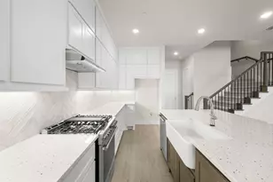 1818 Wittington Pl, Farmers Branch, TX 75234 - Photo 10