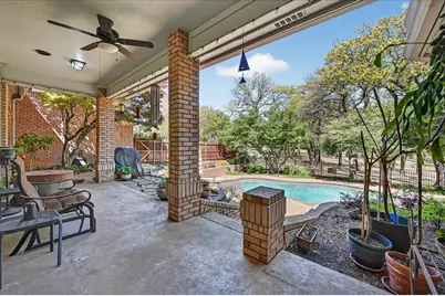 2701 Massachusetts Bay Drive, Arlington, TX 76001 - Photo 32