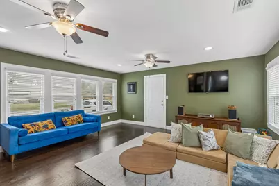 2501 Lotus Avenue, Fort Worth, TX 76111 - Photo 20