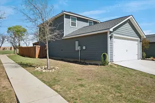 4524 Skipador Dr, Fort Worth, TX 76179 - Photo 2