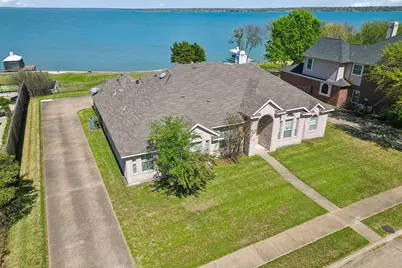 9001 Briarcrest Drive, Rowlett, TX 75089 - Photo 2