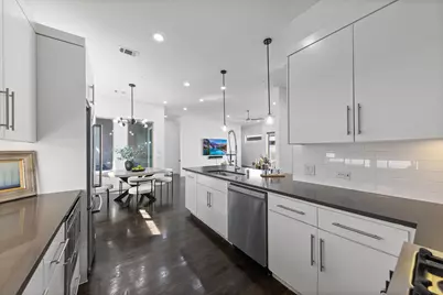 1915 Summit Avenue #2, Dallas, TX 75206 - Photo 6