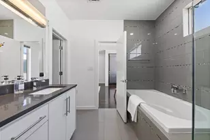 1915 Summit Ave, Dallas, TX 75206 - Photo 14